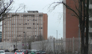 Tagli all’istruzione, presidio davanti al carcere di Torino